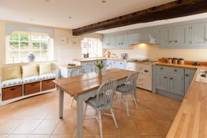 Kitchen/Diner - click for photo gallery